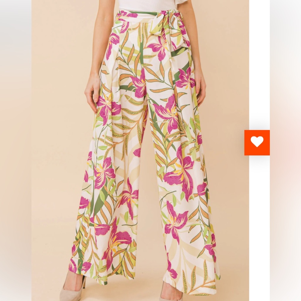 $52 Flying Tomato size small night of perfection pants